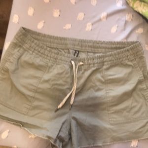 Vuori shorts in perfect condition 💕